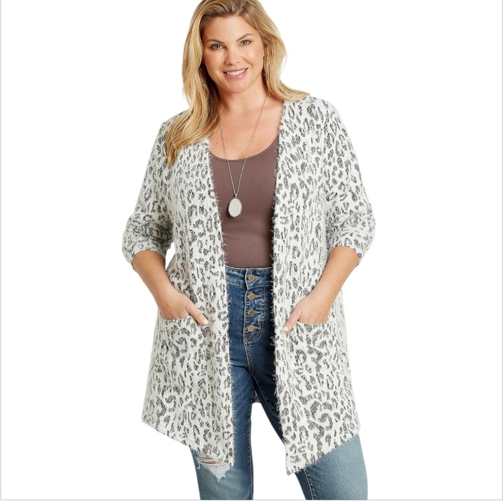 3/$20Maurices Snow Leopard Cozy Eyelash Fabric Open Front Cardigan W/Pockets XXL